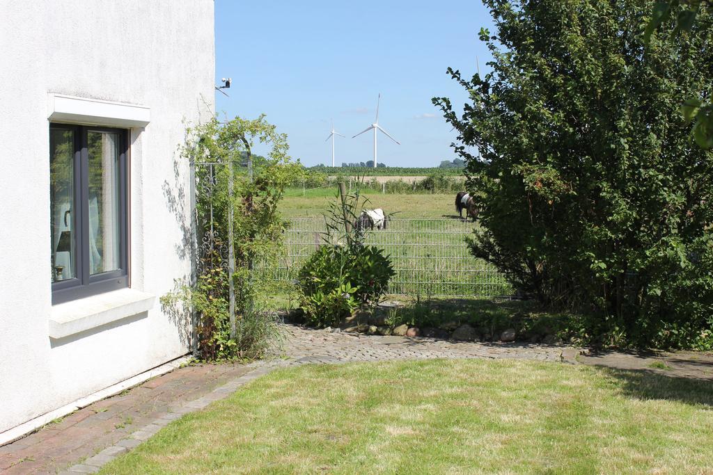 Ferienhaus Achtern Diek Villa Hemme Exteriör bild